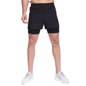 Entraînement 2-en-1 masculin fonctionnant des shorts sportifs de formation de yoga de gymnase légers
